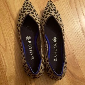 Brand new cheetah print rothys size 7 comes in original box!